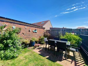 Photo 25- click for photo gallery